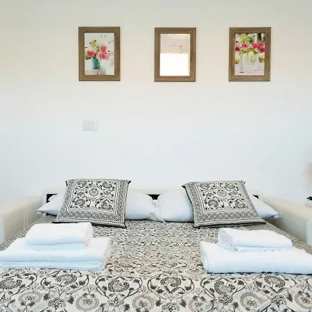 Aida - Near The Center With Private Parking E Ac Apartman